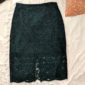 Holiday skirt dark green lace